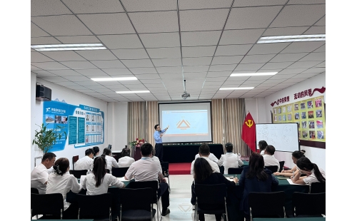 因果洞察 結果把控 經營效能提升——銀川伊百盛開展專項培訓，夯實高質量發展根基